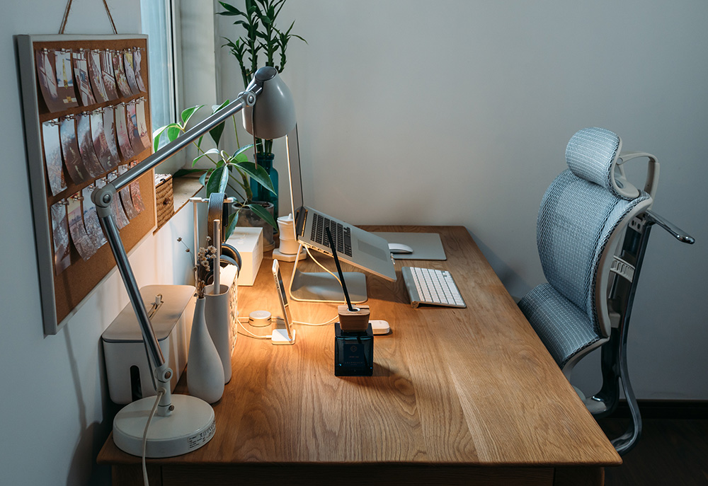 5 Benefits Of Standing Desks